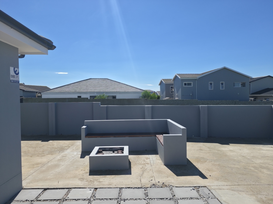 3 Bedroom Property for Sale in Fountains Estate Eastern Cape